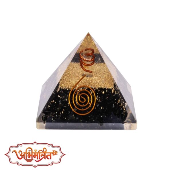 urja pyramid abhimantrit-min